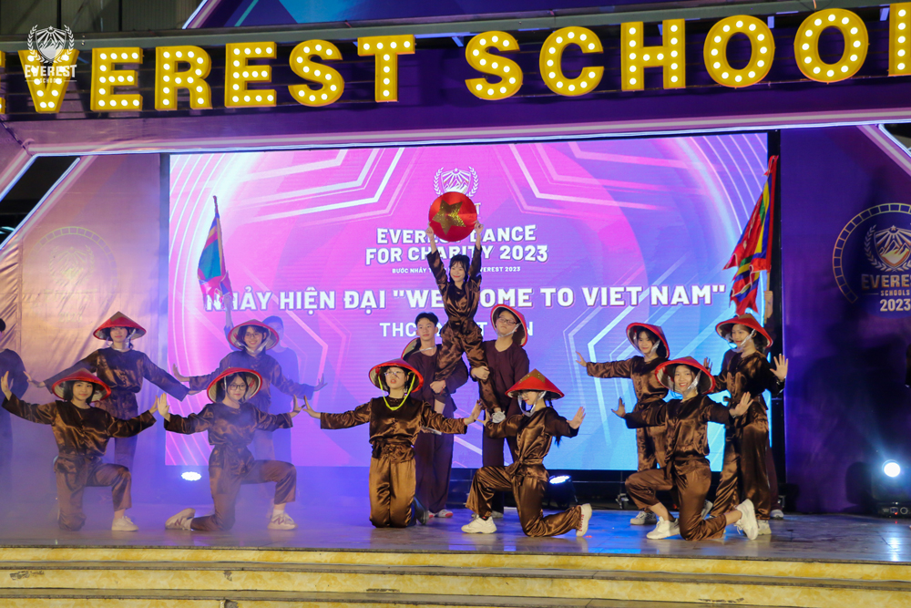 Everest School