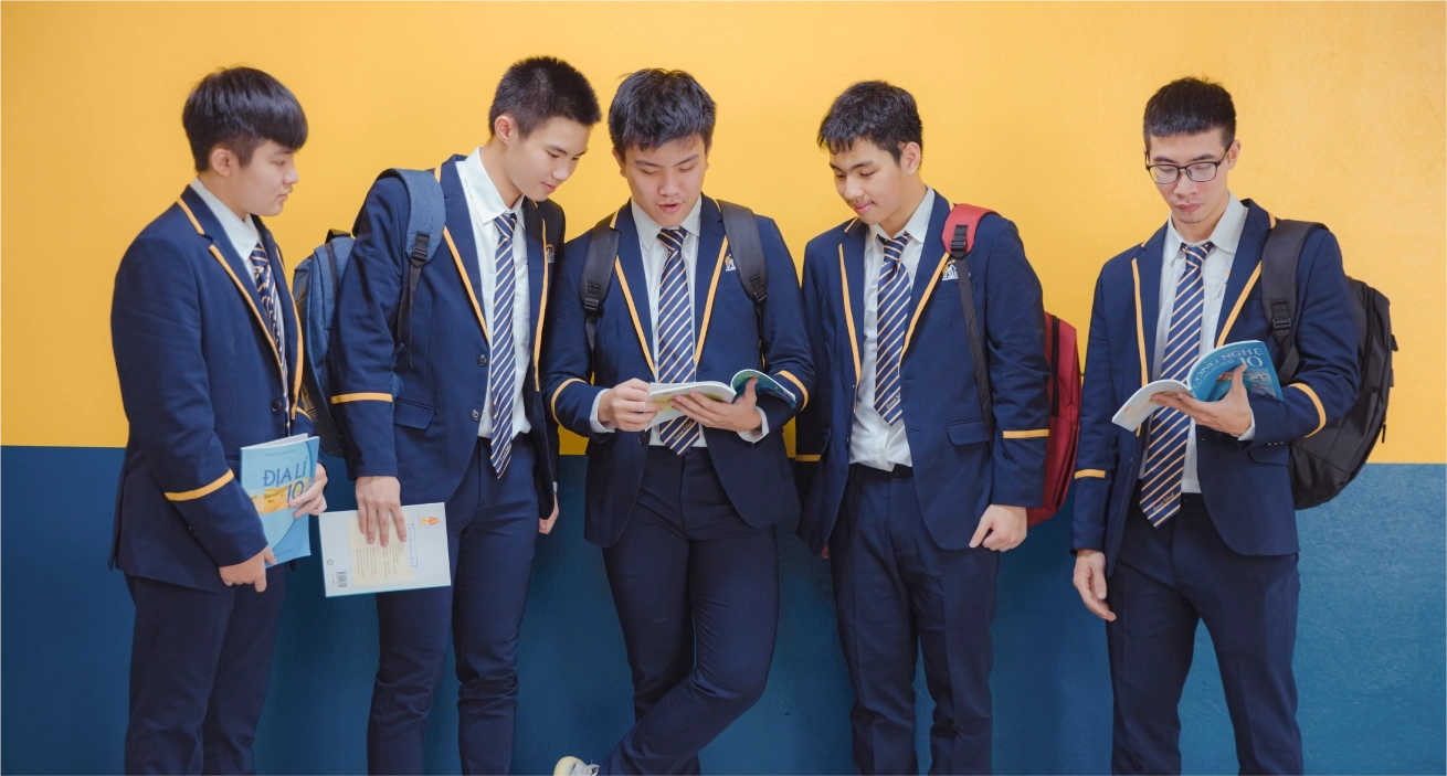 Everest School