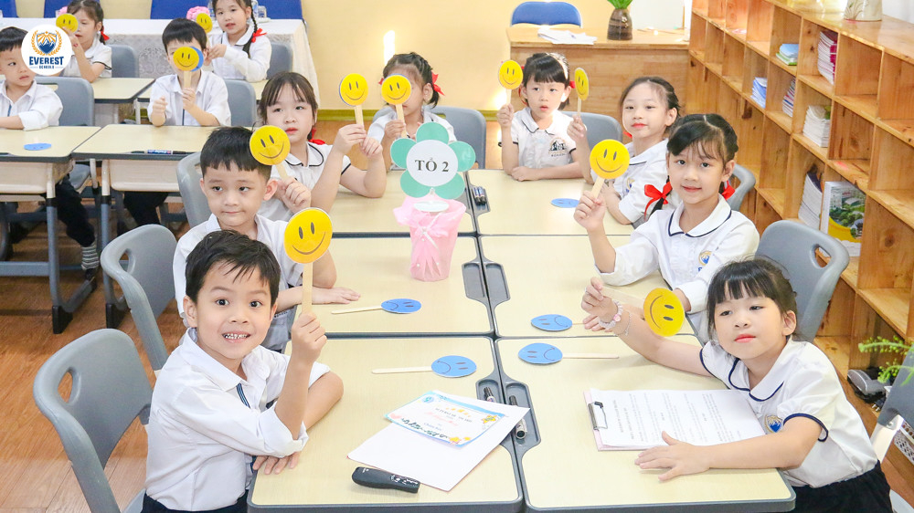 Everest School